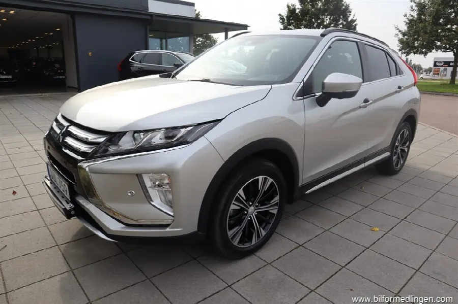 Mitsubishi Eclipse Cross 1.5 T-MIVEC ClearTec S-AWC 163hk Aut 360° kamera Head u, bild 2 av 12
