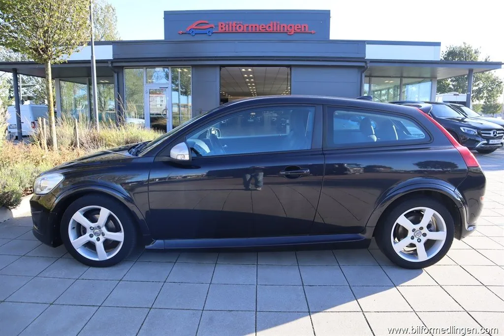 Volvo C30 D2 115hk R-design Skinn Svensksåld, bild 1 av 12