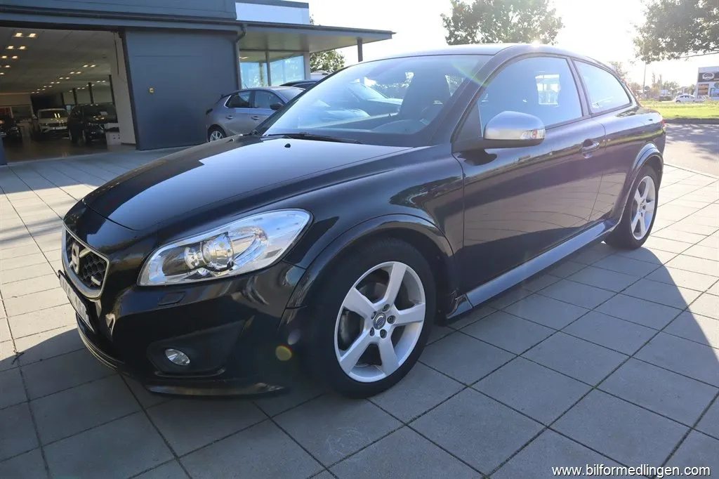 Volvo C30 D2 115hk R-design Skinn Svensksåld, bild 2 av 12