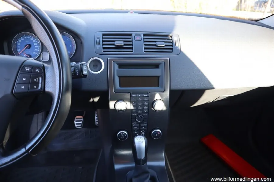 Volvo C30 D2 115hk R-design Skinn Svensksåld, bild 7 av 12