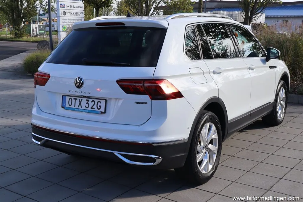 Volkswagen Tiguan 2.0 TDI 4Motion 200hk DSG Elegance Momsbil 1 Ägare, bild 6 av 12