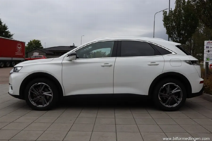 DS 7 Crossback 7 E-Tense 225 224hk, bild 5 av 12