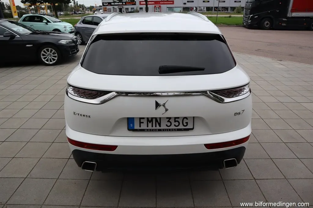 DS 7 Crossback 7 E-Tense 225 224hk, bild 6 av 12