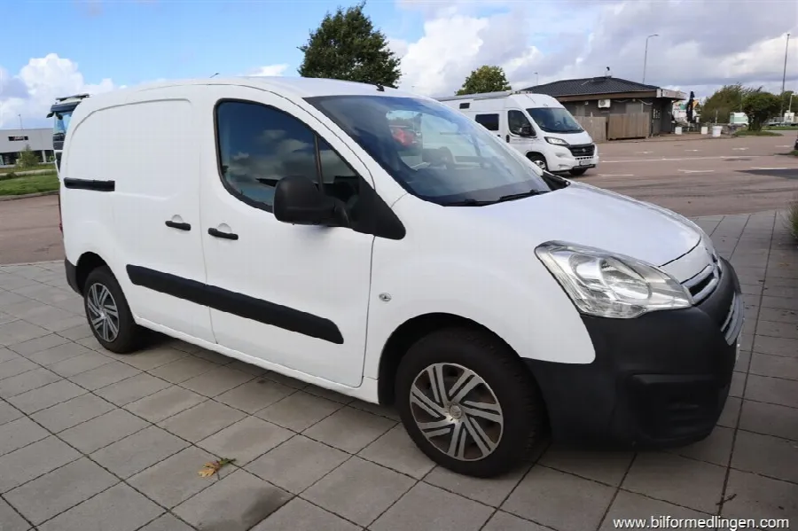 Citroën Berlingo 1.6 BlueHDi 75 8v Van 800 75hk Dragkrok, bild 7 av 12