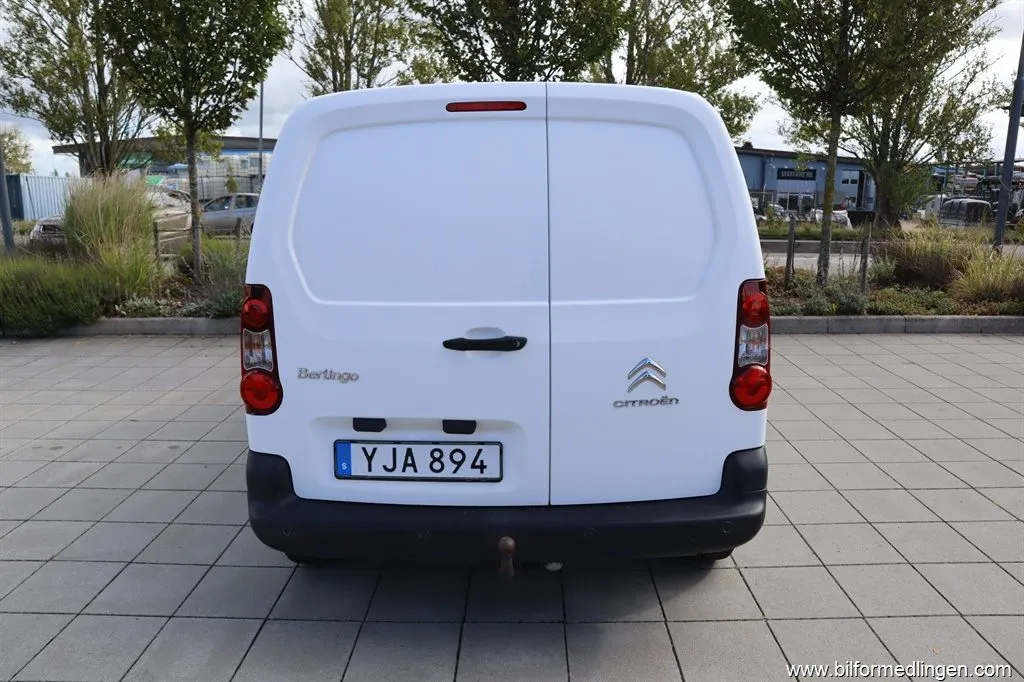 Citroën Berlingo 1.6 BlueHDi 75 8v Van 800 75hk Dragkrok, bild 9 av 12