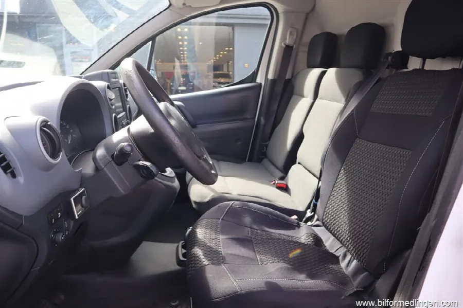 Citroën Berlingo 1.6 BlueHDi 75 8v Van 800 75hk Dragkrok, bild 4 av 12