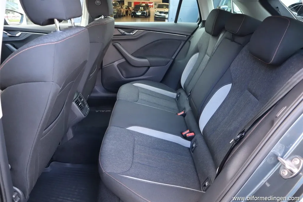 Skoda Scala 1.5 TSI 150hk Style Vinter däck, bild 9 av 12