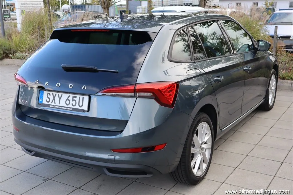 Skoda Scala 1.5 TSI 150hk Style Vinter däck, bild 6 av 12