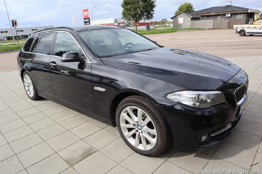 BMW 530 d xDrive Touring 258hk Aut Svensksåld, bild 7 av 12
