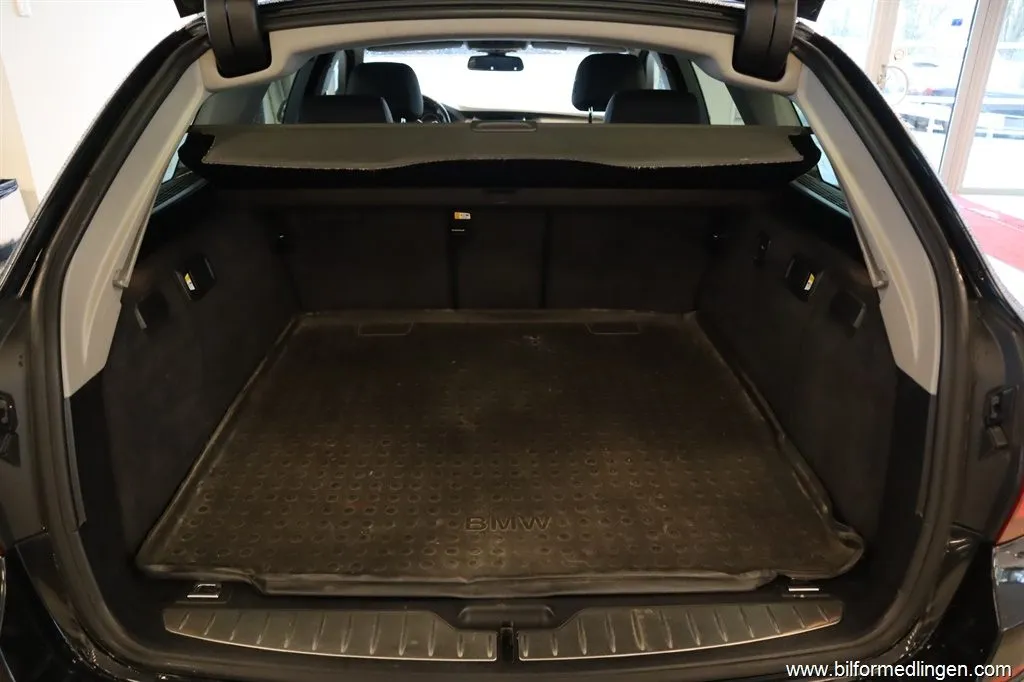 BMW 530 d xDrive Touring 258hk Aut Svensksåld, bild 11 av 12