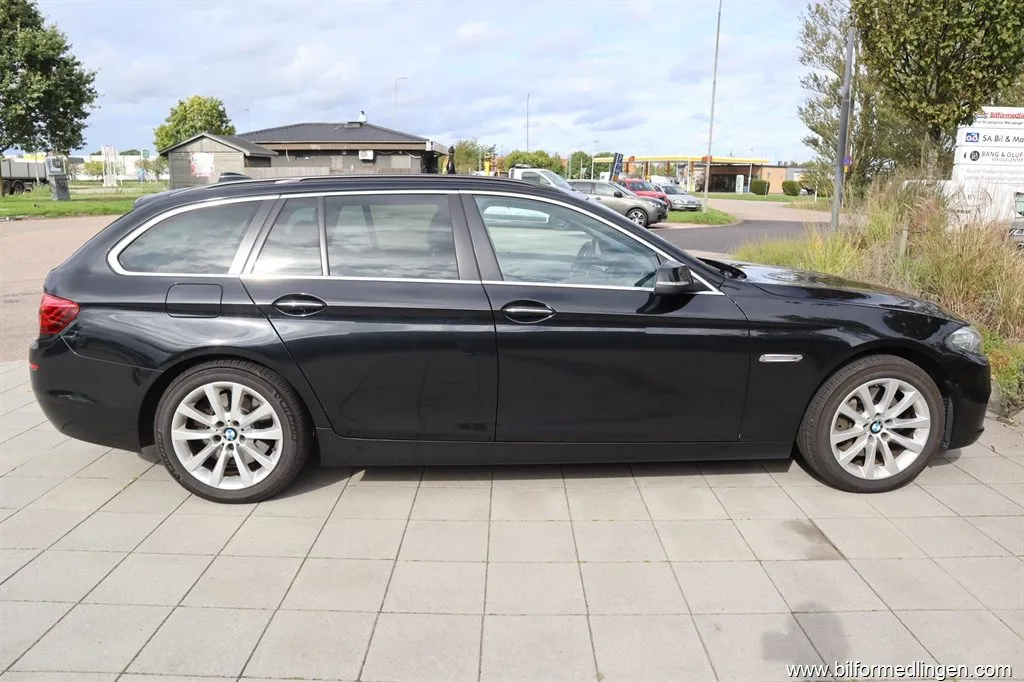 BMW 530 d xDrive Touring 258hk Aut Svensksåld, bild 6 av 12
