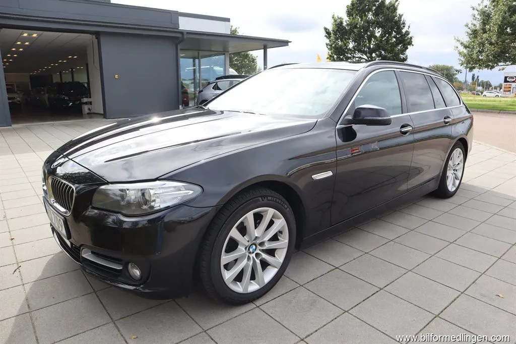 BMW 530 d xDrive Touring 258hk Aut Svensksåld, bild 9 av 12