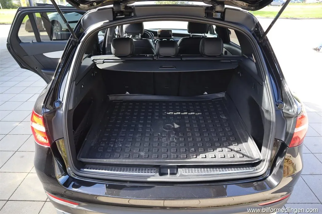 Mercedes-Benz GLC 220 d 4MATIC 170hk AMG-Line Kampanjränta 3.95%, bild 8 av 12
