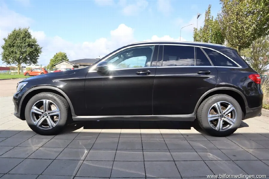 Mercedes-Benz GLC 220 d 4MATIC 170hk AMG-Line Kampanjränta 3.95%, bild 5 av 12
