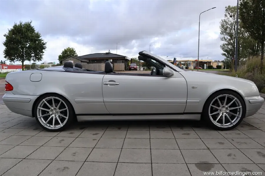 Mercedes-Benz CLK 320 Cabriolet 218hk Aut, bild 4 av 12