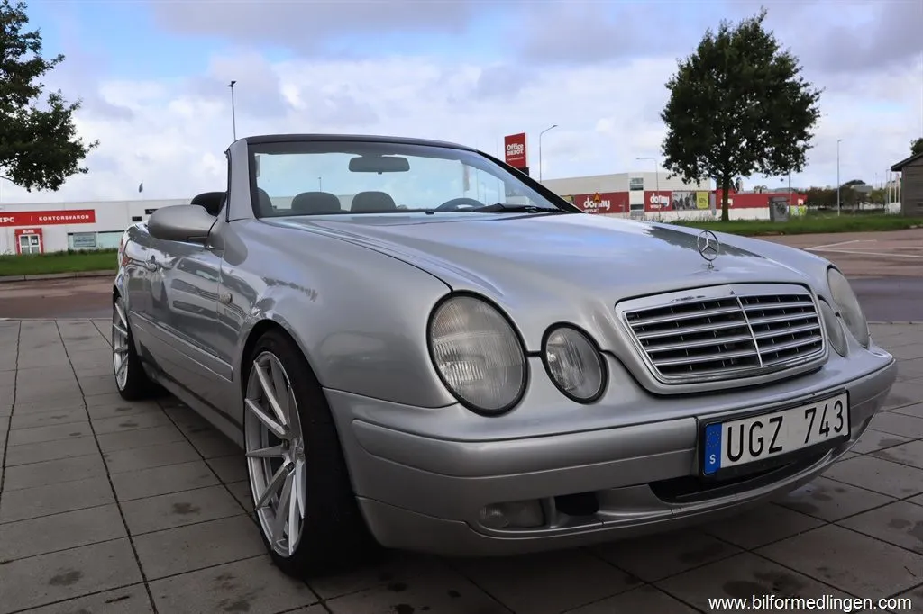 Mercedes-Benz CLK 320 Cabriolet 218hk Aut, bild 3 av 12