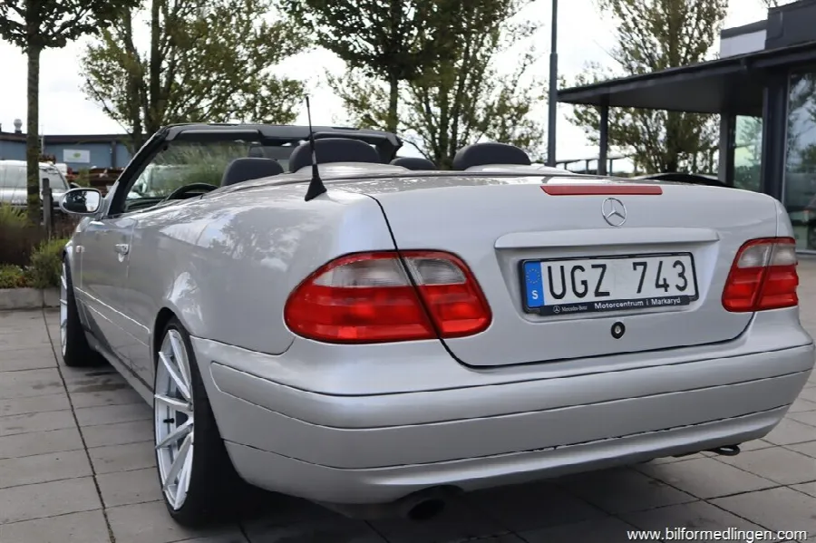 Mercedes-Benz CLK 320 Cabriolet 218hk Aut, bild 6 av 12