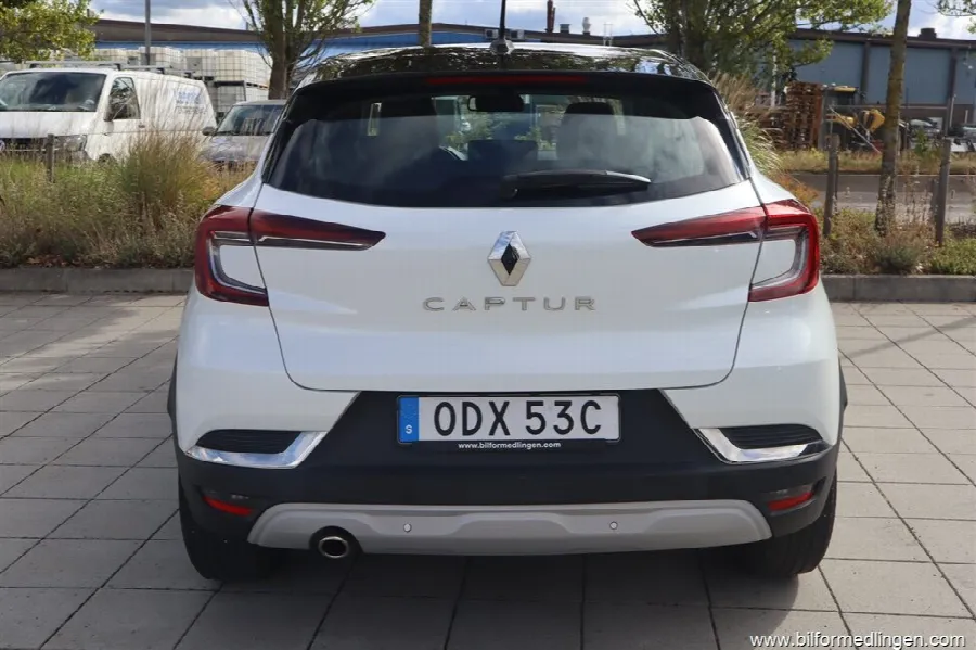 Renault Captur 1.3 TCe 130hk Automat Backkamera Navi, bild 10 av 12