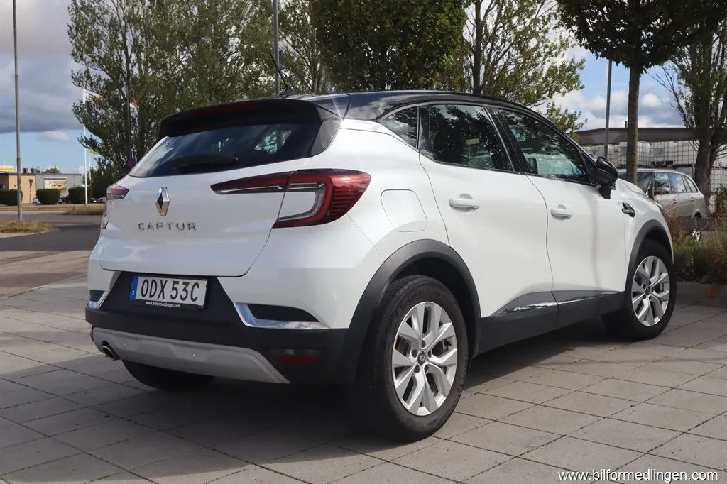 Renault Captur 1.3 TCe 130hk Automat Backkamera Navi, bild 8 av 12