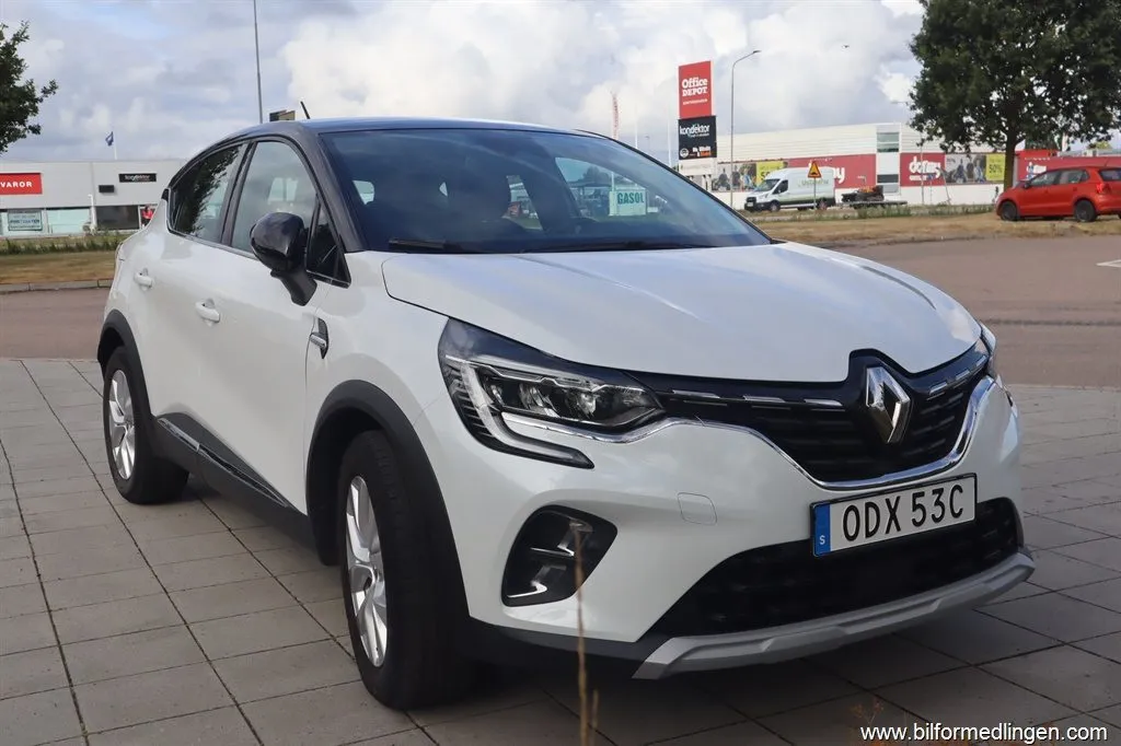 Renault Captur 1.3 TCe 130hk Automat Backkamera Navi, bild 6 av 12