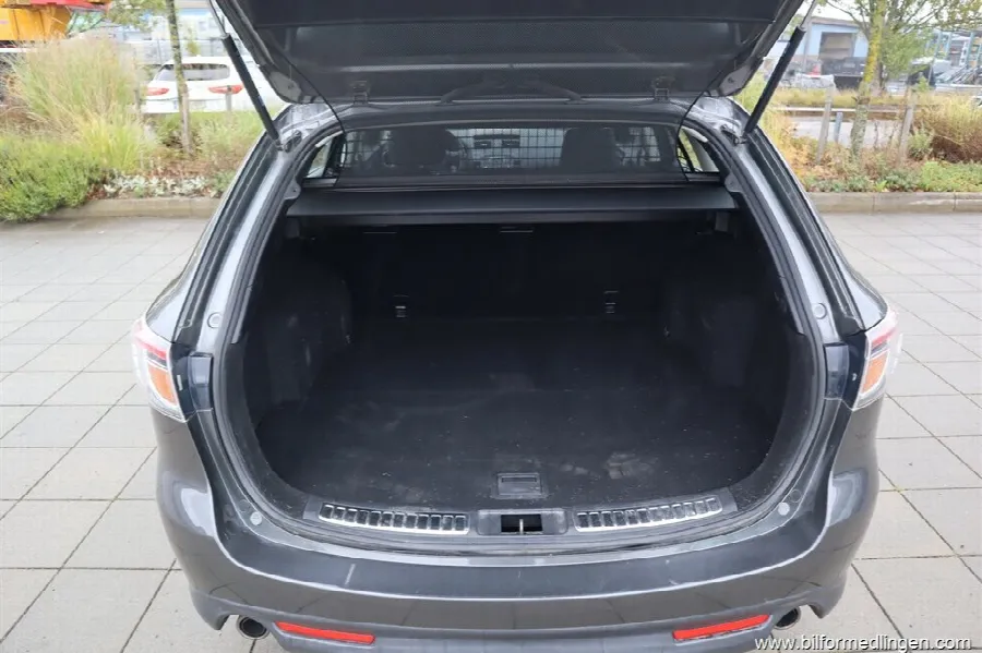 Mazda 6 2.0 MZR-DISI Wagon 155hk Svensksåld V-hjul, bild 7 av 12