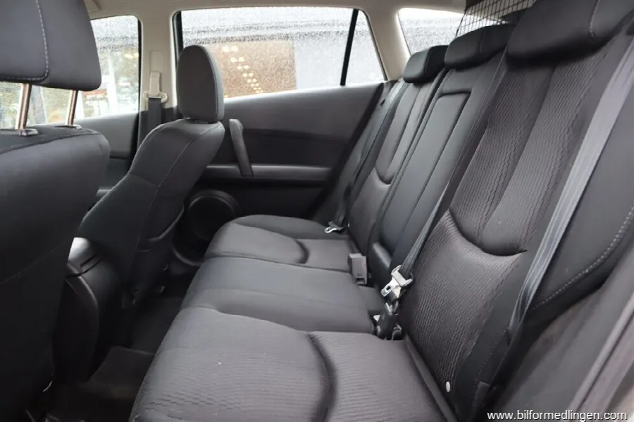 Mazda 6 2.0 MZR-DISI Wagon 155hk Svensksåld V-hjul, bild 9 av 12