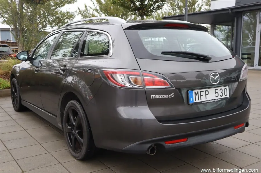 Mazda 6 2.0 MZR-DISI Wagon 155hk Svensksåld V-hjul, bild 6 av 12