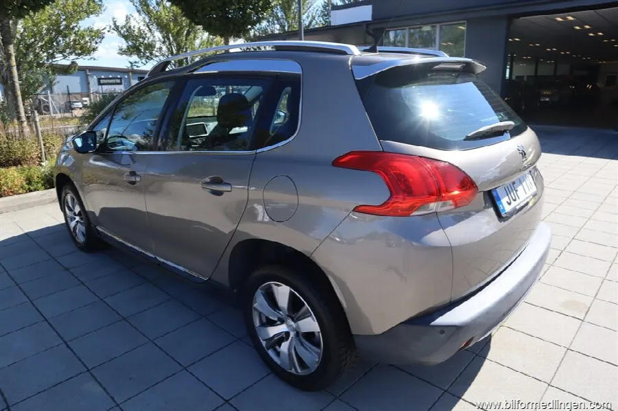 Peugeot 2008 1.2 e-VTI 82hk Aut Svensksåld, bild 9 av 12