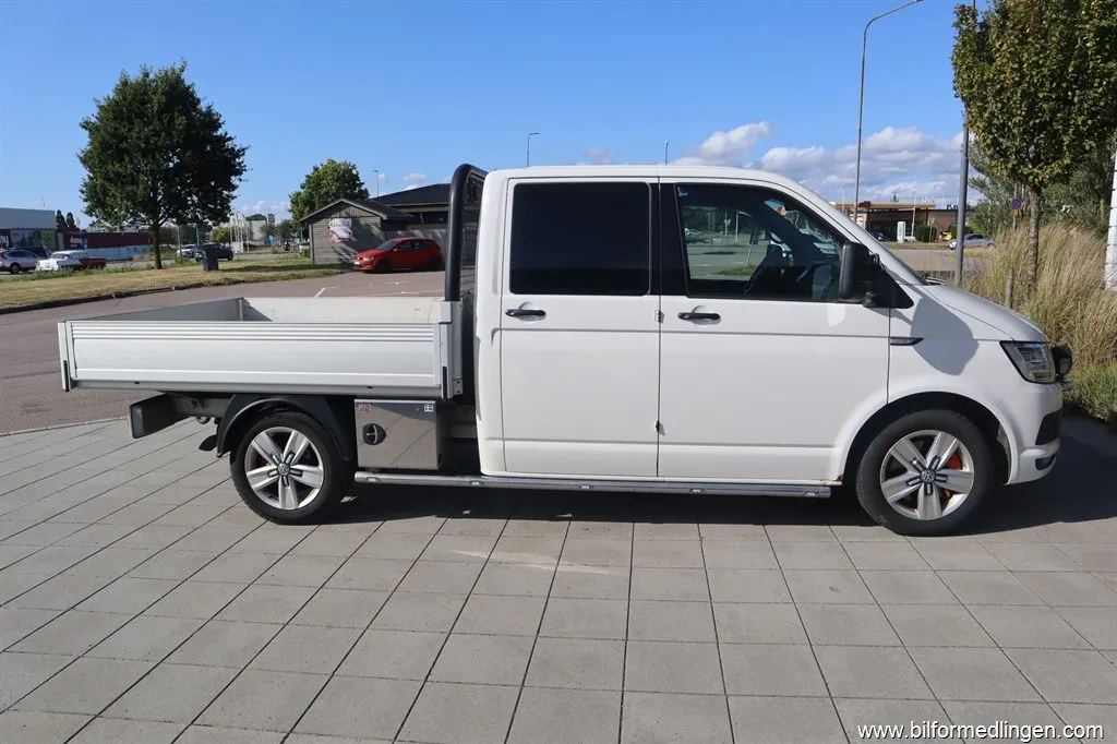 Volkswagen Transporter 2.0 TDI 4Motion Chassi Double Cab T32 204hk, bild 6 av 12