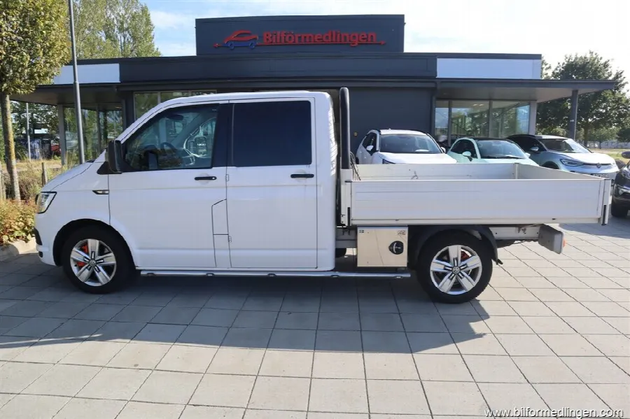 Volkswagen Transporter 2.0 TDI 4Motion Chassi Double Cab T32 204hk, bild 1 av 12