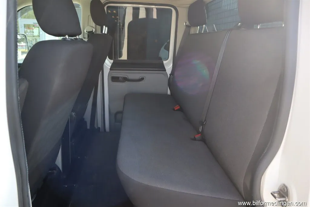 Volkswagen Transporter 2.0 TDI 4Motion Chassi Double Cab T32 204hk, bild 4 av 12