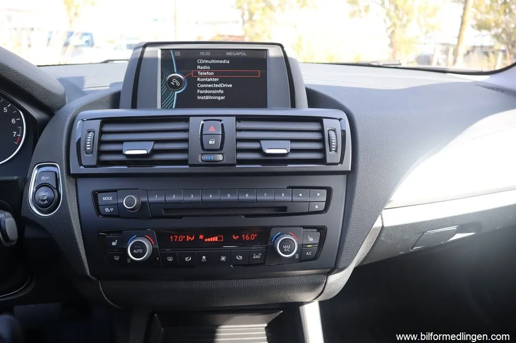 BMW 116 i 5-door 136hk Aut Svensksåld, bild 7 av 12