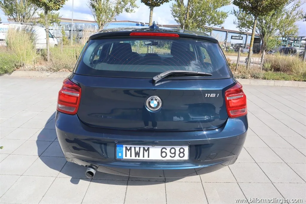 BMW 116 i 5-door 136hk Aut Svensksåld, bild 11 av 12
