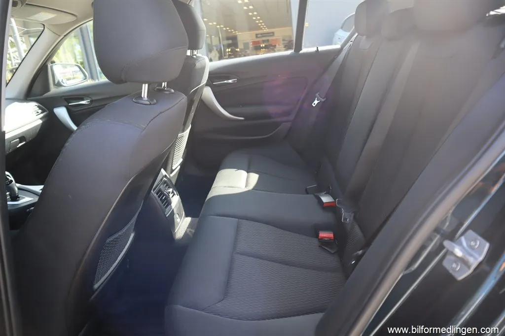BMW 116 i 5-door 136hk Aut Svensksåld, bild 5 av 12
