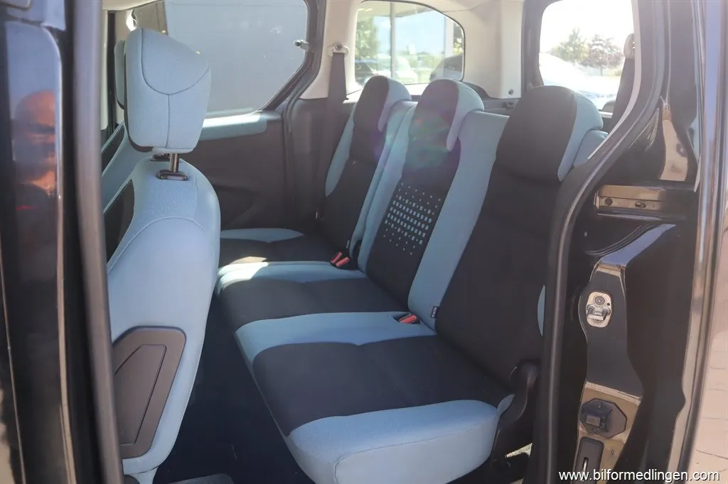 Citroën Berlingo 1.6 HDiF 8v Multispace 92hk Rullstolsramp Automat, bild 5 av 12