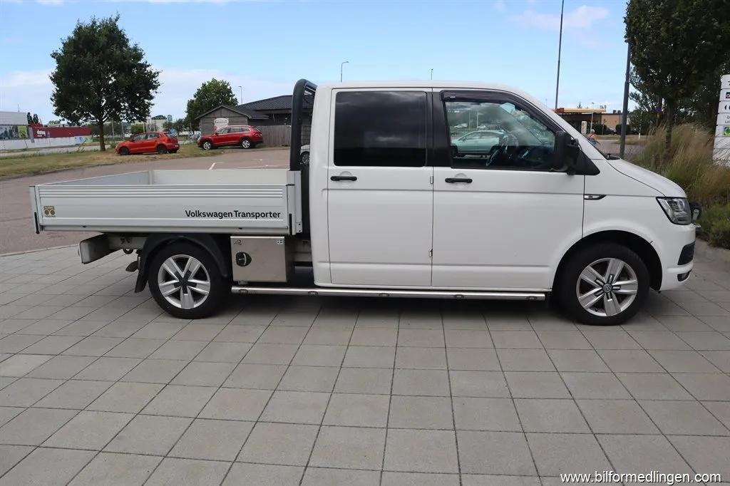 Volkswagen Transporter 2.0 TDI 4Motion Chassi Double Cab T32 204hk Dragkrok Auto, bild 7 av 12
