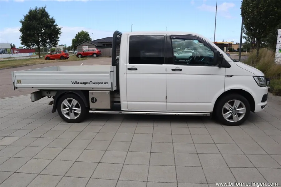 Volkswagen Transporter 2.0 TDI 4Motion Chassi Double Cab T32 204hk Dragkrok Auto, bild 7 av 12