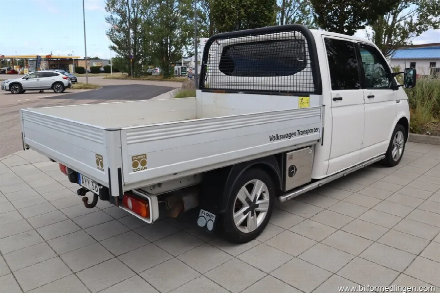 Volkswagen Transporter 2.0 TDI 4Motion Chassi Double Cab T32 204hk Dragkrok Auto, bild 8 av 12