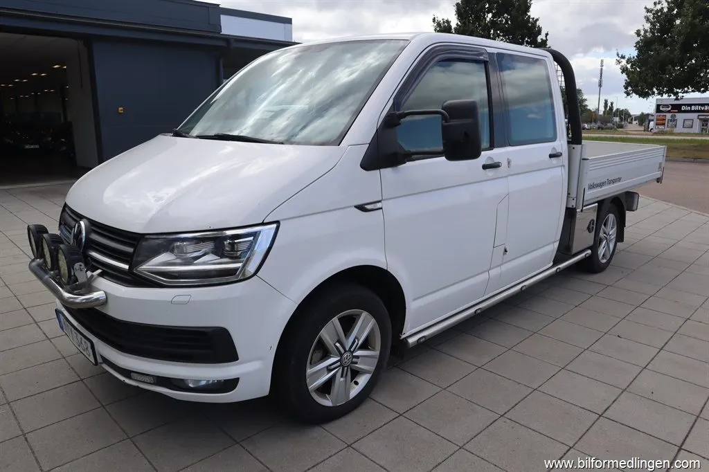 Volkswagen Transporter 2.0 TDI 4Motion Chassi Double Cab T32 204hk Dragkrok Auto, bild 2 av 12