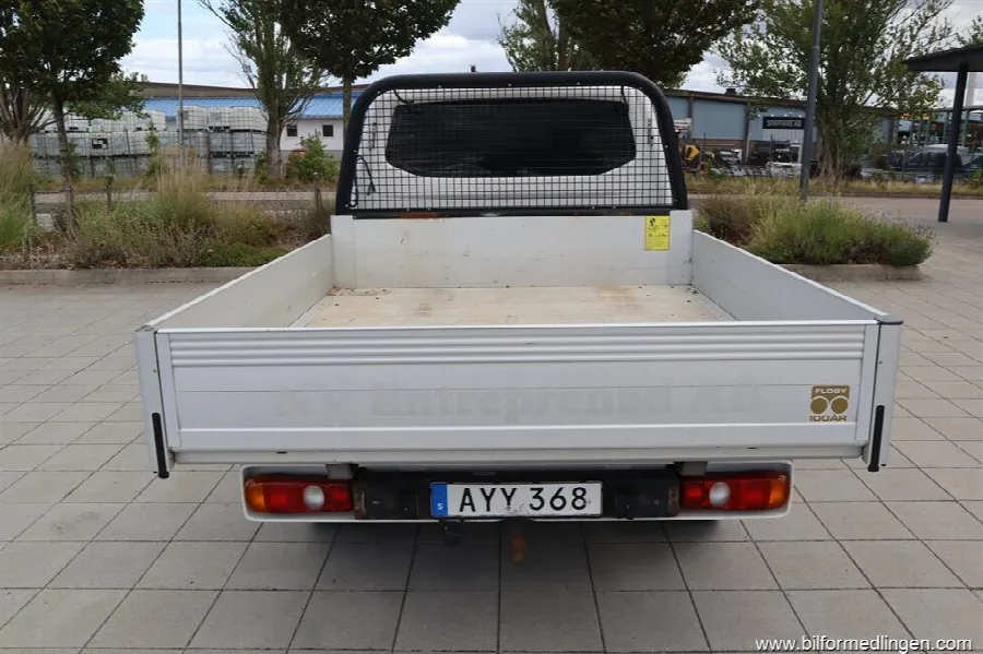Volkswagen Transporter 2.0 TDI 4Motion Chassi Double Cab T32 204hk Dragkrok Auto, bild 9 av 12