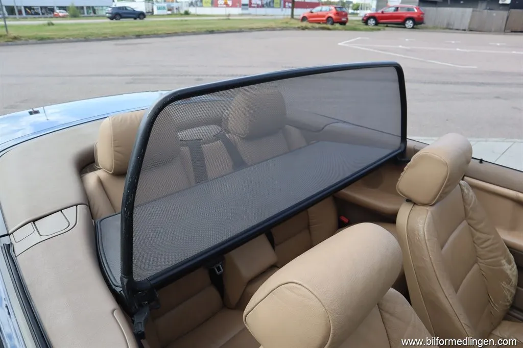 BMW 328 i Convertible 193hk OBS 1 Ägare Svensksåld, bild 11 av 12