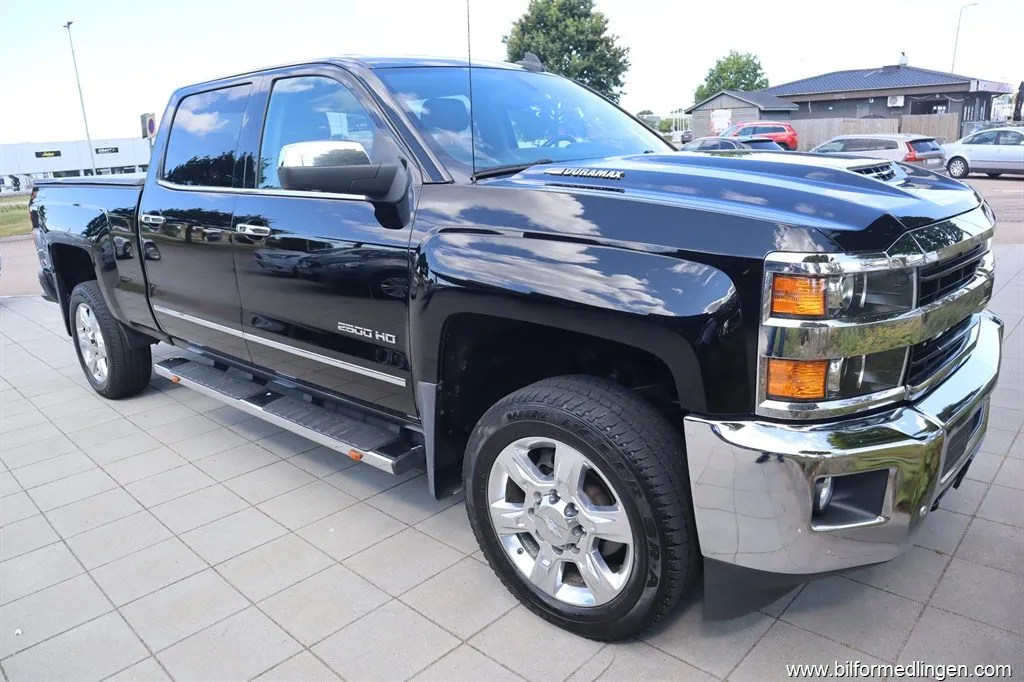 Chevrolet Silverado 6.6 V8 Duramax 4WD Silverado 2500 HD Crew Cab 451hk, bild 6 av 12