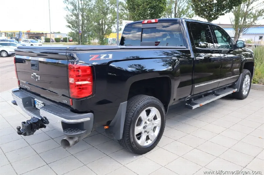 Chevrolet Silverado 6.6 V8 Duramax 4WD Silverado 2500 HD Crew Cab 451hk, bild 8 av 12