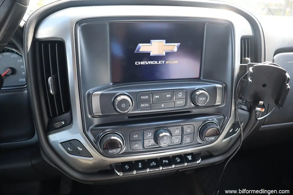 Chevrolet Silverado 6.6 V8 Duramax 4WD Silverado 2500 HD Crew Cab 451hk, bild 12 av 12