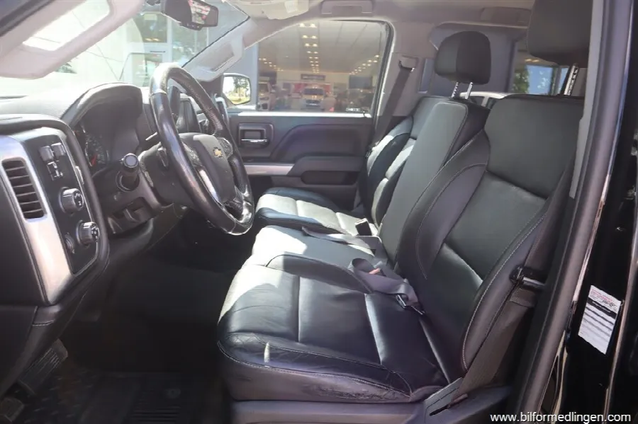 Chevrolet Silverado 6.6 V8 Duramax 4WD Silverado 2500 HD Crew Cab 451hk, bild 4 av 12