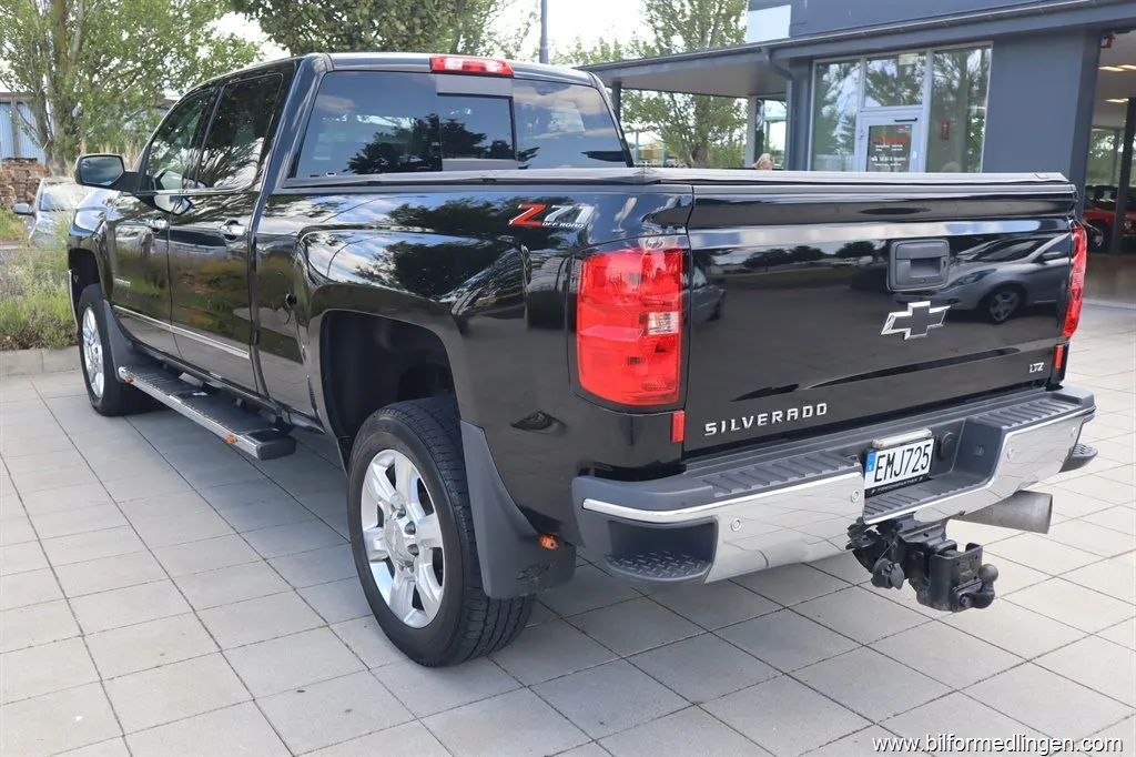 Chevrolet Silverado 6.6 V8 Duramax 4WD Silverado 2500 HD Crew Cab 451hk, bild 10 av 12