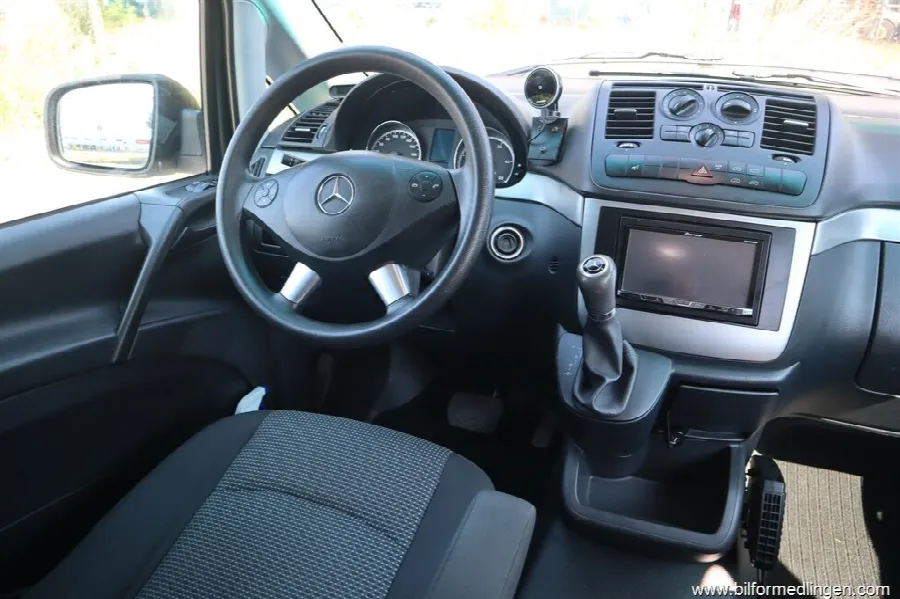 Mercedes-Benz Vito 224hk 5 sits TouchShift Dragkrok Comfortline Automat V-hjul, bild 3 av 12