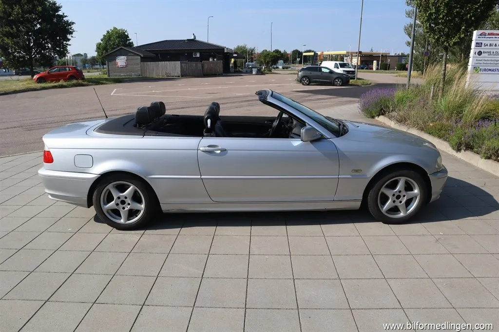 BMW 320 Ci 170hk Cab, bild 11 av 12
