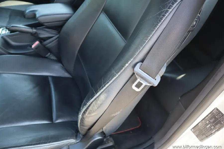 BMW 320 Ci 170hk Cab, bild 10 av 12