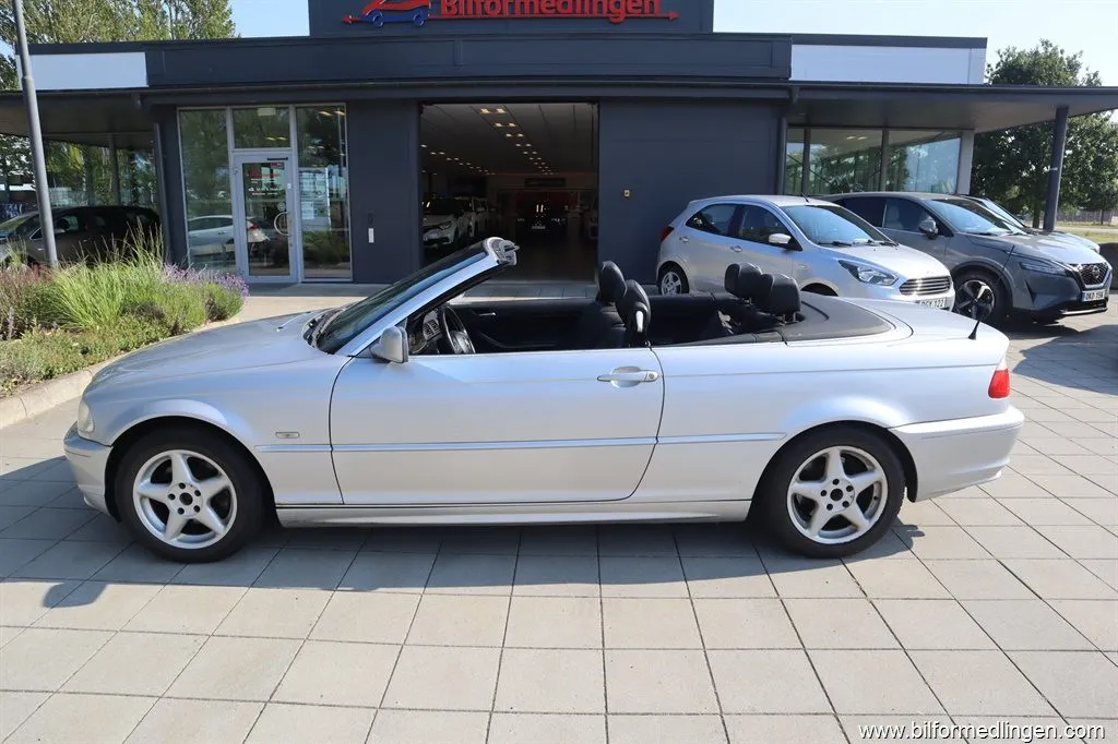 BMW 320 Ci 170hk Cab, bild 1 av 12